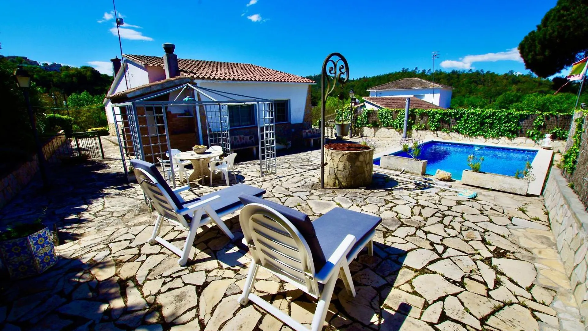 V&V Lloret- Villa Roser Vidreres
