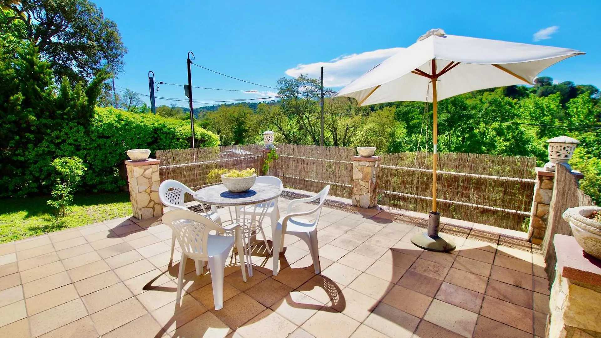 V&V Lloret- Villa Roser Vidreres
